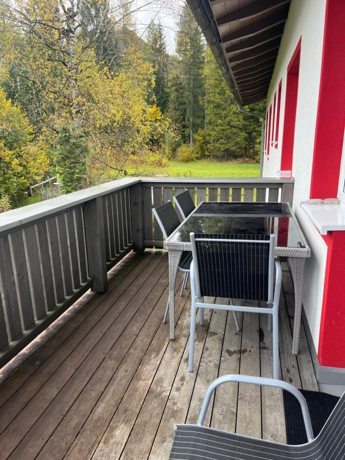 Ferienwohnung Mit Blick Auf Die Buchensteinwand Хохфилцен Екстериор снимка